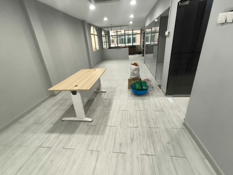 Office for Rent in Bandar Puteri Puchong (Puchong) - Eric How - Interior - PropertyGuru.com.my