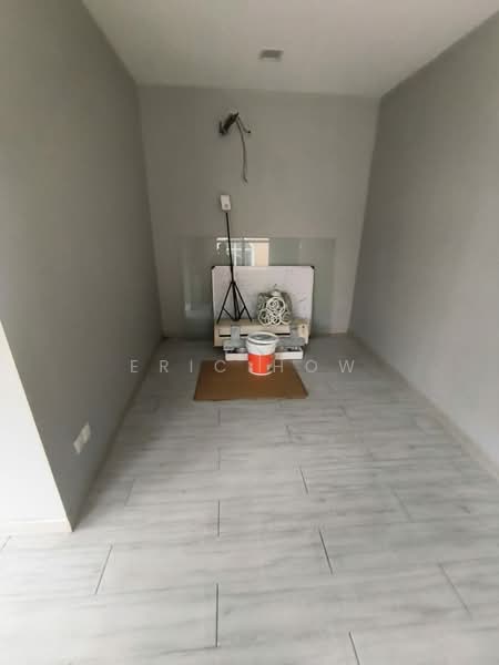 Office for Rent in Bandar Puteri Puchong (Puchong) - Eric How - Interior - PropertyGuru.com.my