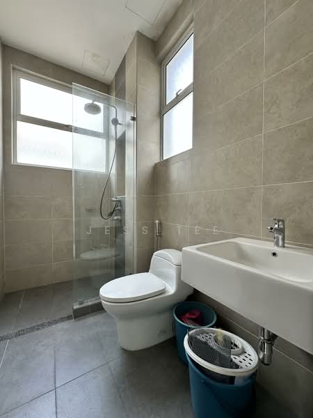 Rumah Berkembar untuk Dijual di Setia Eco Park (Setia Alam) - Jess Tee - Bathroom - PropertyGuru.com.my