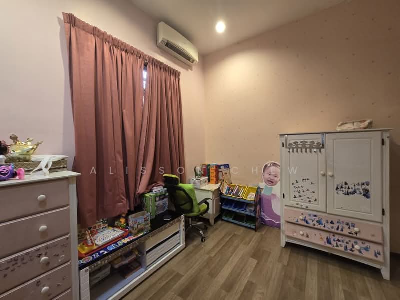 Semi-Detached House for Sale in Jelutong (Penang) - Alisson Chew - Study - PropertyGuru.com.my