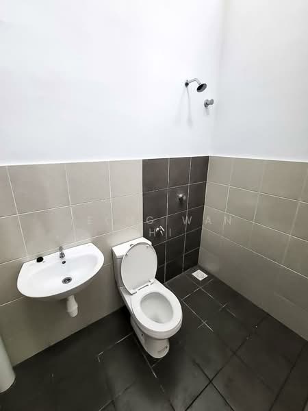 2-storey Terraced House for Sale in Taman Scientex Rawang (Rawang) - Yeong Wan Chi - PropertyGuru.com.my