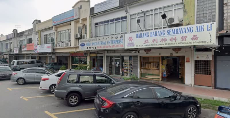 Untuk Dijual - Taman Saujana Sg Jati Klang @3 Storey Shoplot For Sale