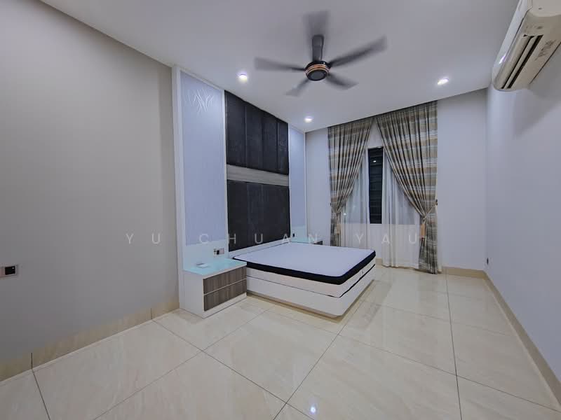 Bungalow for Sale in Kampung Lapan (Melaka City) - Yu Chuan Yau - Bedroom - PropertyGuru.com.my