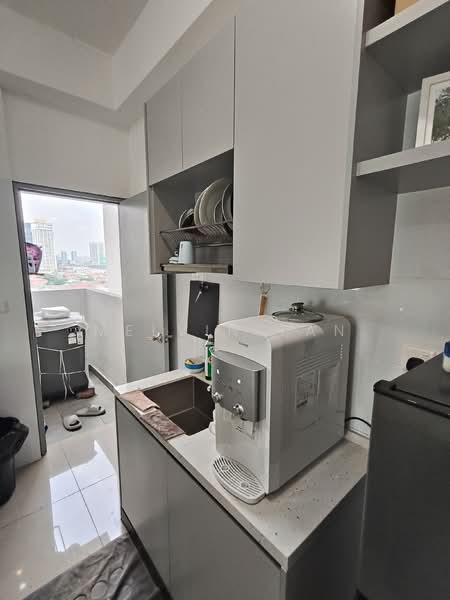 Servis Apartment untuk Disewa di 121 Residences - Melvin Tan - Kitchen - PropertyGuru.com.my