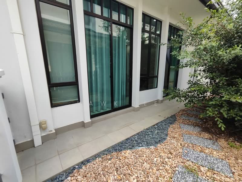Cluster House for Sale in Eco Majestic (Semenyih) - Hawk Lee - Exterior - PropertyGuru.com.my
