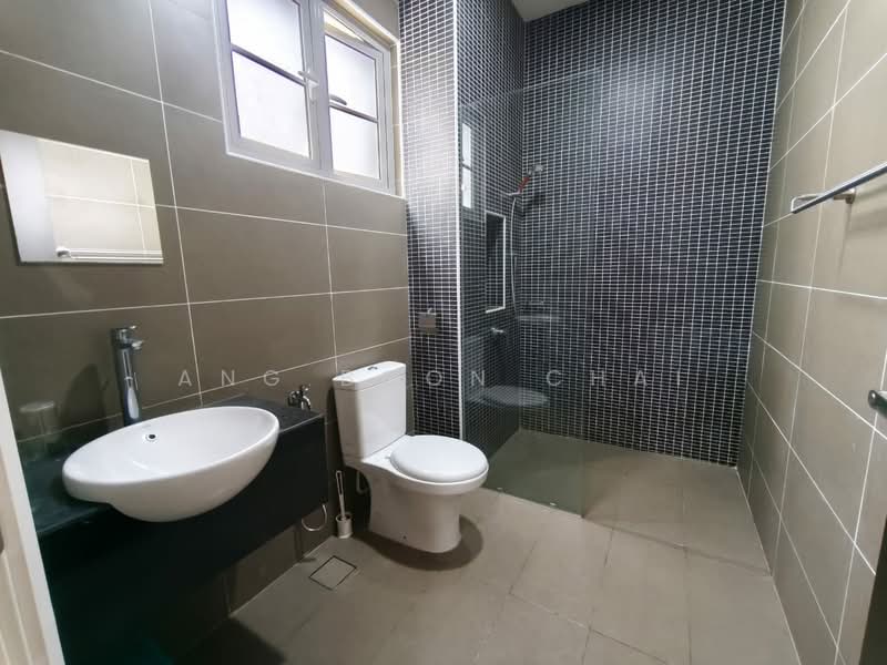 Semi-Detached House for Rent in Taman Ekoflora (Johor Bahru) - Ang Boon Chai - Bathroom - PropertyGuru.com.my