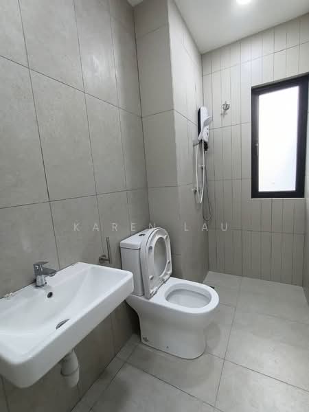 Service Residence for Rent at Kenwingston Avenue - Karen Lau - Bathroom - PropertyGuru.com.my