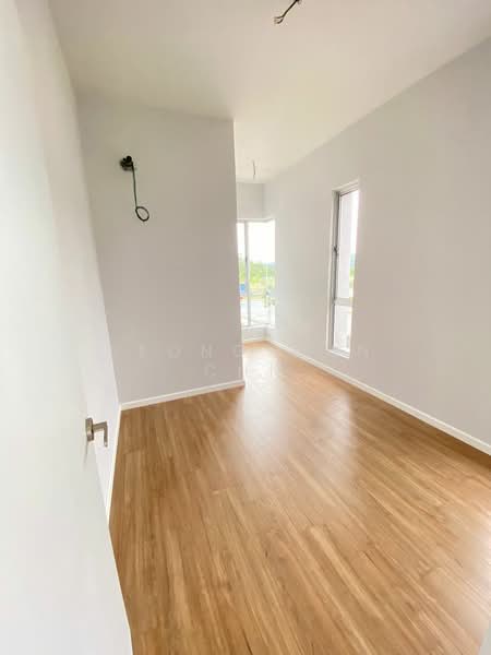 Rumah Berkembar untuk Dijual di Taman Scientex Rawang (Rawang) - Yeong Wan Chi - PropertyGuru.com.my