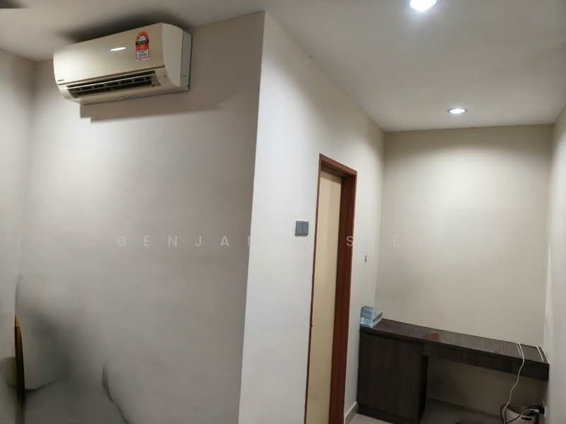 Condominium for Rent at Aman Heights Condominium - Benjamin Siew - Interior - PropertyGuru.com.my