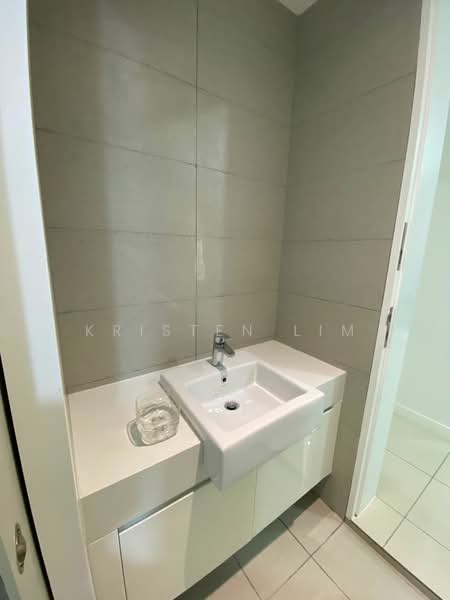 Servis Apartment untuk Dijual di Skyluxe On The Park Bukit Jalil - Kristen Lim - Bathroom - PropertyGuru.com.my