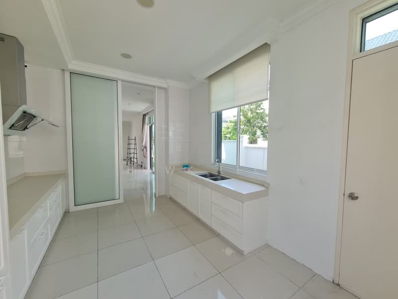 Rumah Teres 2 Tingkat untuk Dijual di Eco Majestic (Semenyih) - Hawk Lee - Kitchen - PropertyGuru.com.my