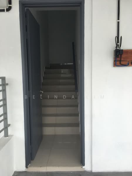 Townhouse for Sale in Semenyih (Selangor) - Belinda Lim - Entrance - PropertyGuru.com.my
