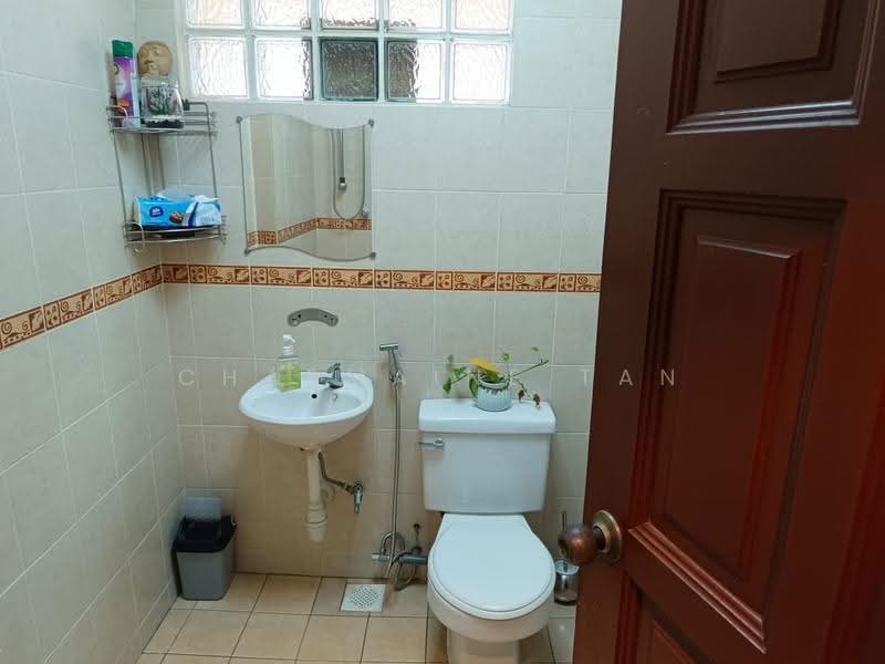 2.5-storey Terraced House for Sale in Petaling Jaya (Selangor) - Charmaine Tan - Bathroom - PropertyGuru.com.my