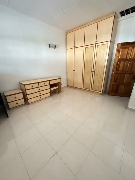 2-storey Terraced House for Sale in Damansara Jaya (Petaling Jaya) - Bonie Tan - Bedroom - PropertyGuru.com.my