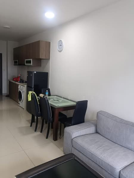 Service Residence for Rent at Country Garden Central Park - Robbie Tan - Kitchen - PropertyGuru.com.my