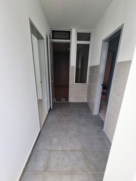 Rumah Teres 2 Tingkat untuk Dijual di Taman Sentosa (Klang) - Evans Ee - Corridor - PropertyGuru.com.my