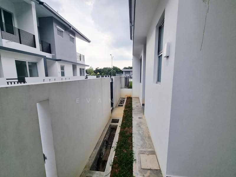Rumah Teres 2 Tingkat untuk Dijual di Taman Sentosa (Klang) - Evans Ee - Exterior - PropertyGuru.com.my
