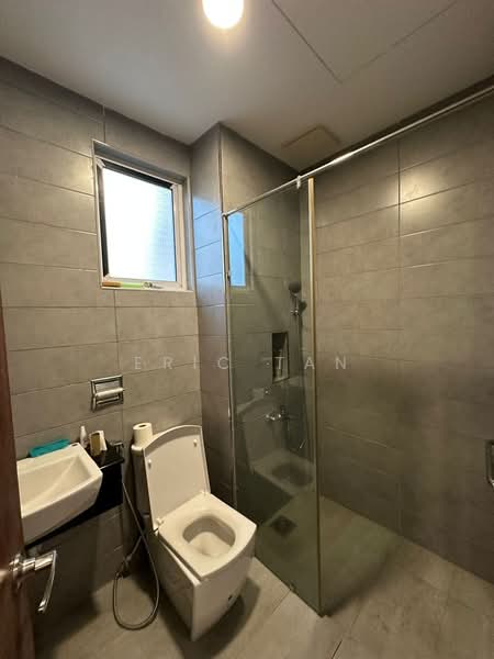 Service Residence for Sale at Paragon Suites @ CIQ - Eric Tan - Bathroom - PropertyGuru.com.my