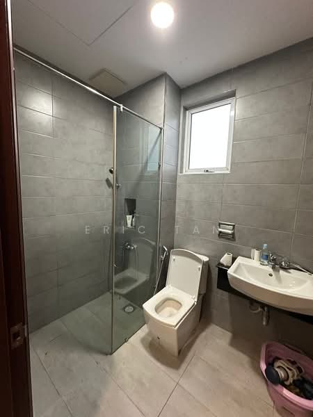 Service Residence for Sale at Paragon Suites @ CIQ - Eric Tan - Bathroom - PropertyGuru.com.my