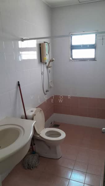 Townhouse for Rent in Petaling Jaya (Selangor) - Victor Liew - Bathroom - PropertyGuru.com.my