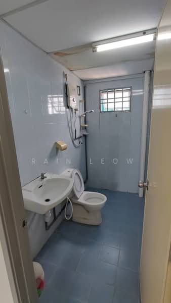 Kondominium untuk Disewa di Angkasa Condominiums - Rain Leow - Bathroom - PropertyGuru.com.my
