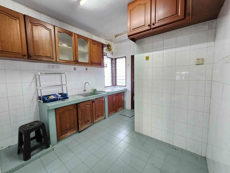 1-storey Terraced House for Sale in Bandar Sri Damansara (Selangor) - Charmaine Tan - Kitchen - PropertyGuru.com.my