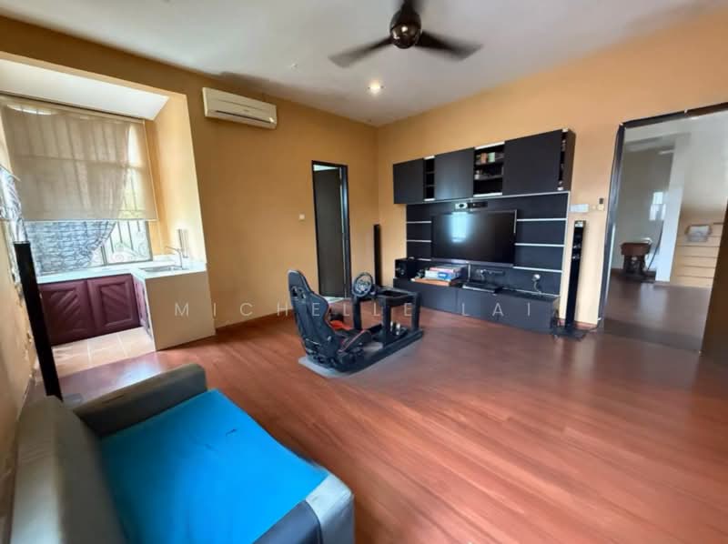 Bungalow for Sale in Taman Yarl (Jalan Klang Lama (Old Klang Road)) - Michelle Lai - Living Room - PropertyGuru.com.my