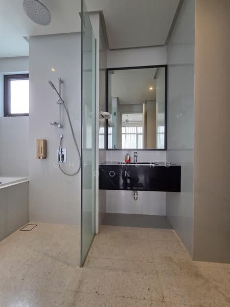 Servis Apartment untuk Dijual di Service Suites @ Pavilion Embassy - Gordon Oon - Bathroom - PropertyGuru.com.my