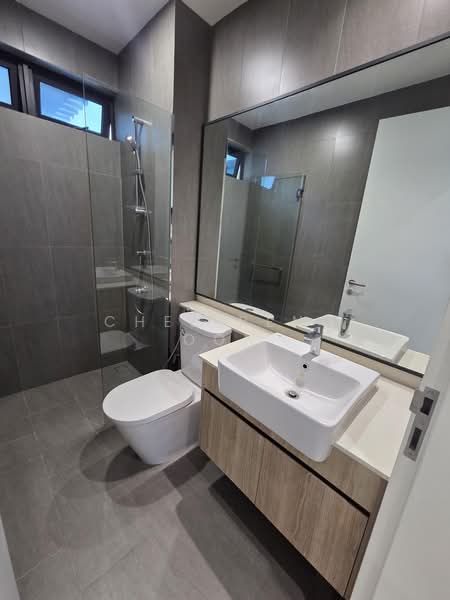 Service Residence for Sale at 10 Stonor - Gordon Oon - PropertyGuru.com.my