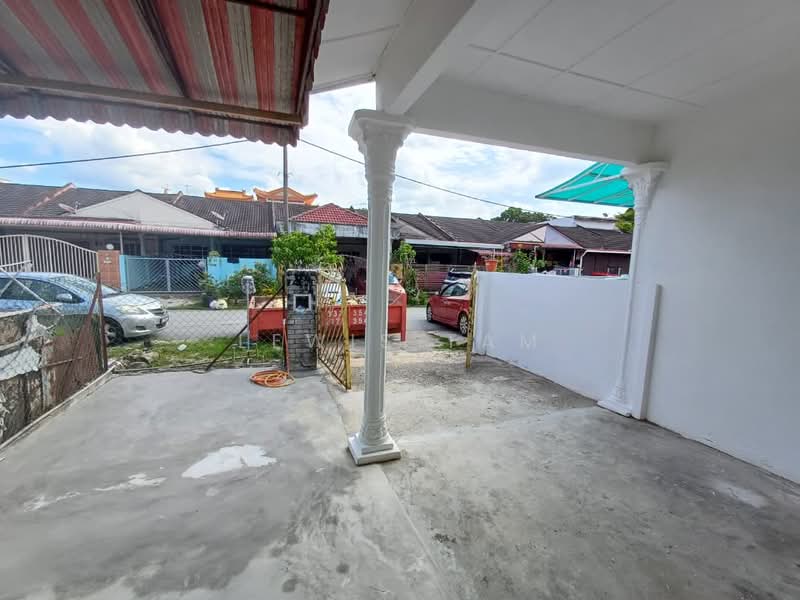 1-storey Terraced House for Sale in Taman Serdang Raya (Seri Kembangan) - Lewis Tam - PropertyGuru.com.my