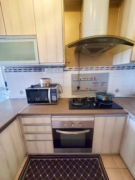 Apartment for Sale at Ascadia Lake View Apartment - Ahmad Muslim - Kitchen - PropertyGuru.com.my