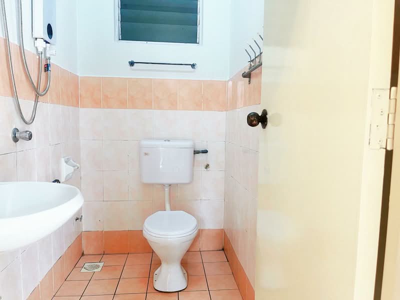 Apartment for Sale at Seri Pinang - Jason Tan - Bathroom - PropertyGuru.com.my