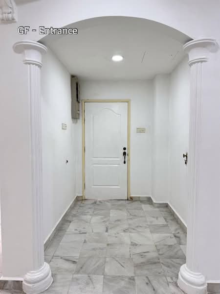 Rumah Berkembar untuk Dijual di Shah Alam (Selangor) - Noor Hidayah Mohamad Noor - Entrance - PropertyGuru.com.my