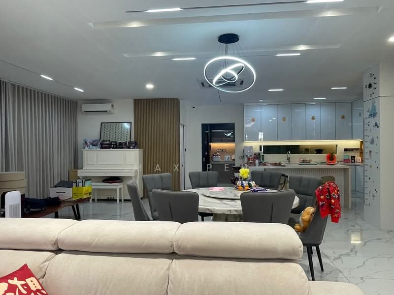 Rumah Berkembar untuk Dijual di Kapar (Selangor) - Max Peh - Living Room - PropertyGuru.com.my