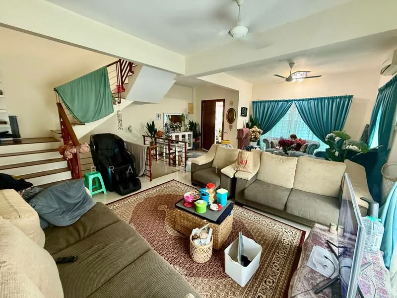 2.5-storey Terraced House for Sale in Ampang (Selangor) - Ibrahim Iderus - Living Room - PropertyGuru.com.my