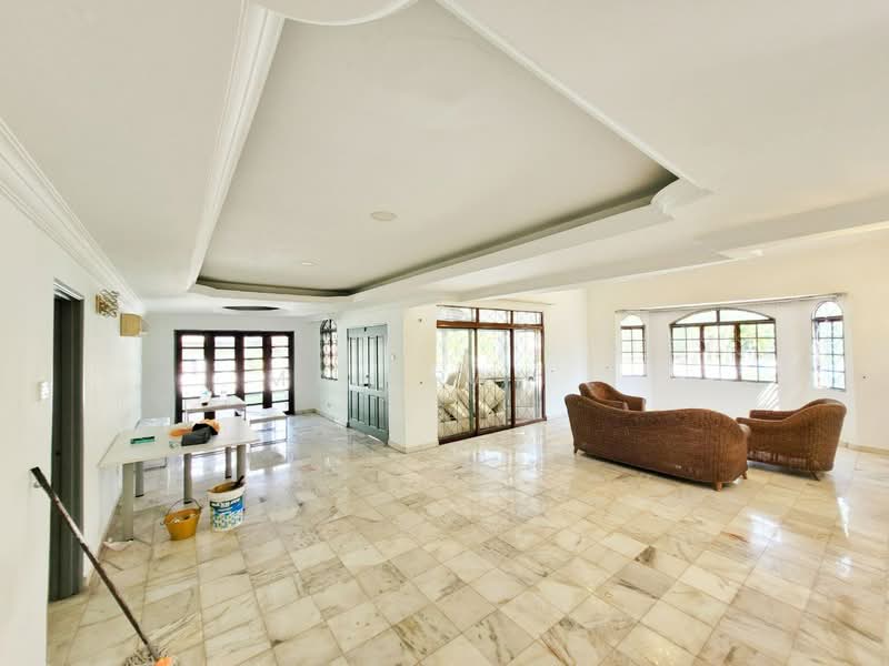 Rumah Banglo untuk Dijual di Kota Damansara (Selangor) - Mahirah . - Living Room - PropertyGuru.com.my