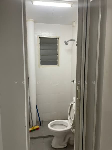 Apartment for Rent at Kemuning Aman - Mohd Adryzam - Bathroom - PropertyGuru.com.my