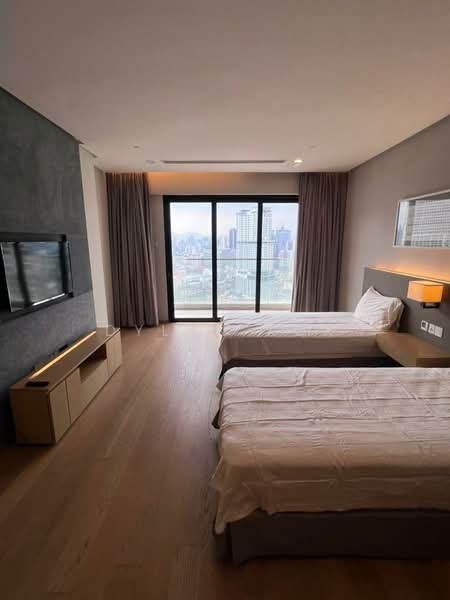 Servis Apartment untuk Disewa di Fraser Residence (188 Suites) - Dylan Kok - Bedroom - PropertyGuru.com.my