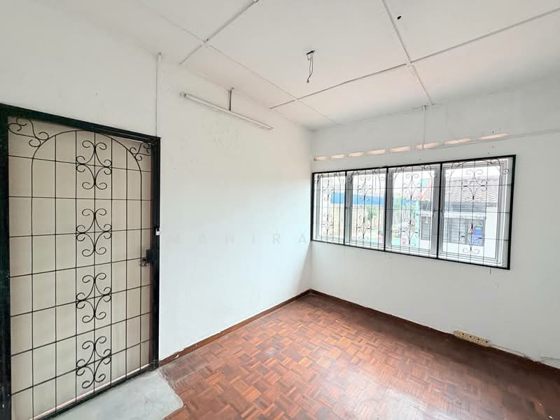 2-storey Terraced House for Sale in Ampang Jaya (Ampang) - Mahirah . - PropertyGuru.com.my