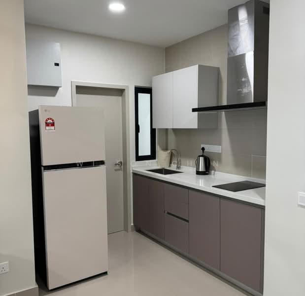 Servis Apartment untuk Disewa di Residensi Ava @ Kiara Bay - Wilson Chin - Kitchen - PropertyGuru.com.my