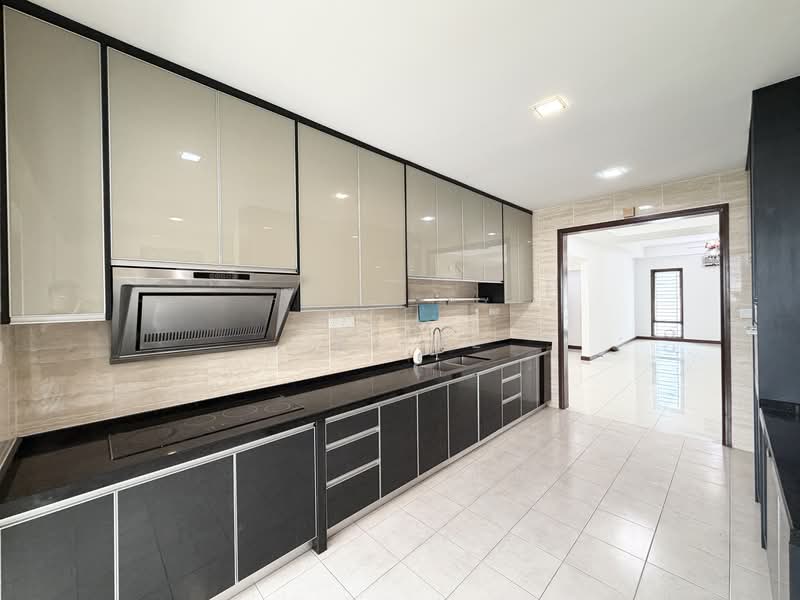 Semi-Detached House for Sale in Bandar Kinrara Seksyen 8 (Bandar Kinrara) - CK Yee - Kitchen - PropertyGuru.com.my