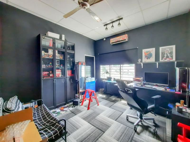 Pangsapuri untuk Dijual di Residensi Bistaria - Zul Syafiq - Study - PropertyGuru.com.my