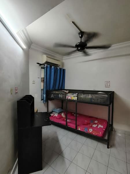 Pangsapuri untuk Disewa di Nova II - Ryan Tee - Bedroom - PropertyGuru.com.my