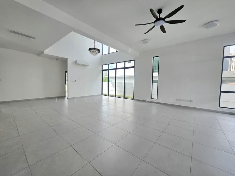 Semi-Detached House for Sale in Batu 9 (Cheras) - Jeffrey Pang - Living Room - PropertyGuru.com.my