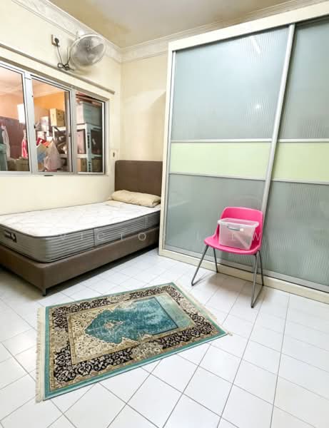 Rumah Teres 2 Tingkat untuk Dijual di Seksyen 5 (Kota Damansara) - Victor Liew - Bedroom - PropertyGuru.com.my