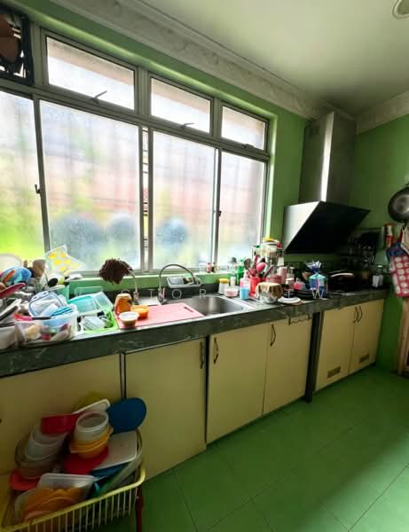 Rumah Teres 2 Tingkat untuk Dijual di Seksyen 5 (Kota Damansara) - Victor Liew - Kitchen - PropertyGuru.com.my