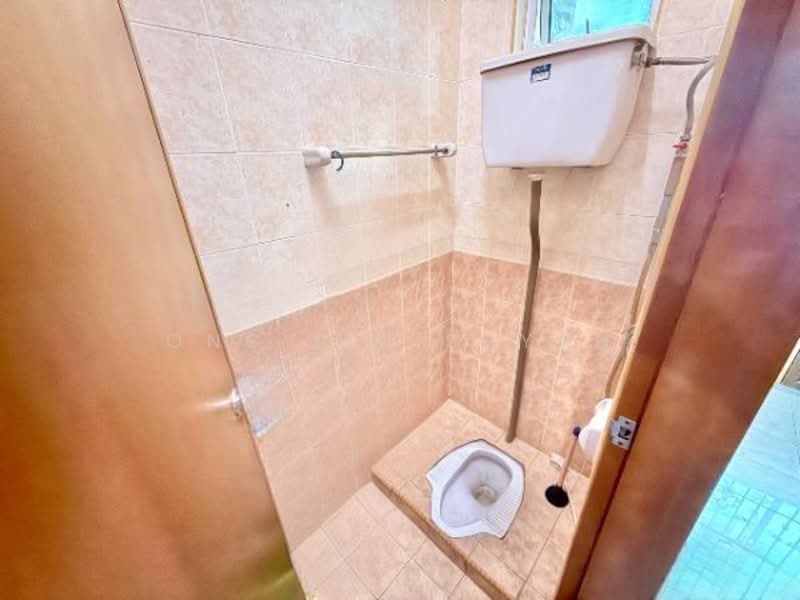 Semi-Detached House for Sale in Perling (Johor) - Ong Lih Shyan - Bathroom - PropertyGuru.com.my