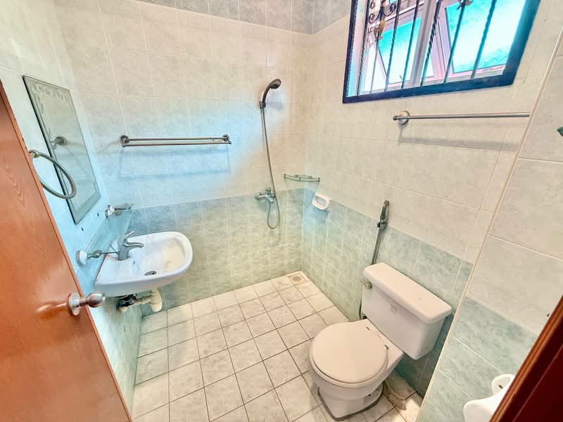 Semi-Detached House for Sale in Perling (Johor) - Ong Lih Shyan - Bathroom - PropertyGuru.com.my