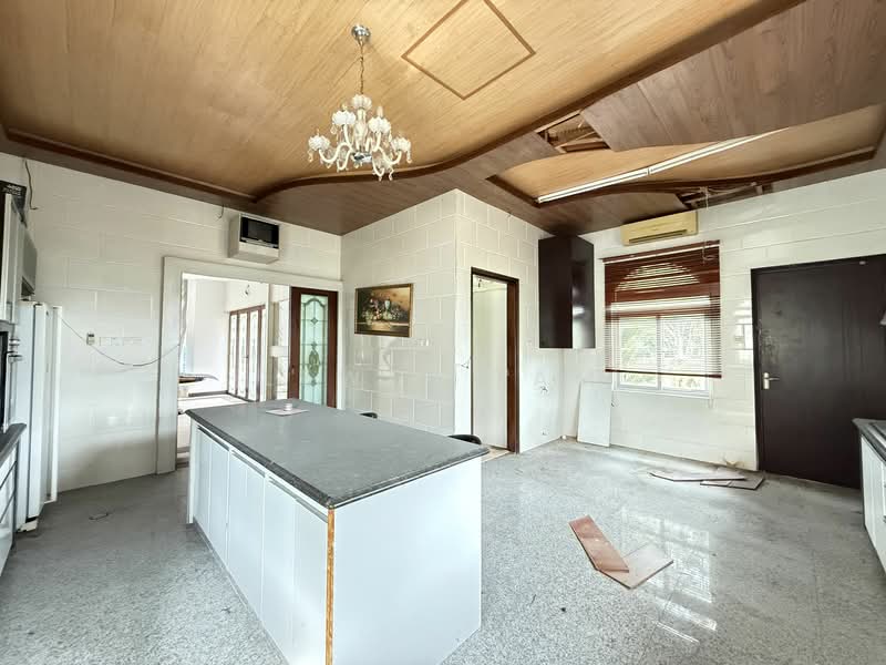 Bungalow for Sale in Country Heights (Kajang) - Lewis Tam - Kitchen - PropertyGuru.com.my
