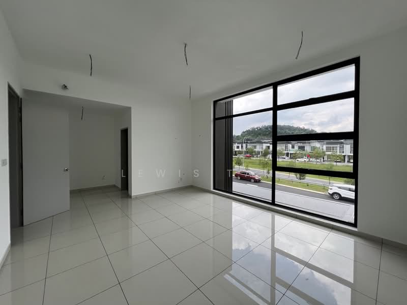 Rumah Teres 2.5 Tingkat untuk Dijual di Jade Hills (Kajang) - Lewis Tam - PropertyGuru.com.my